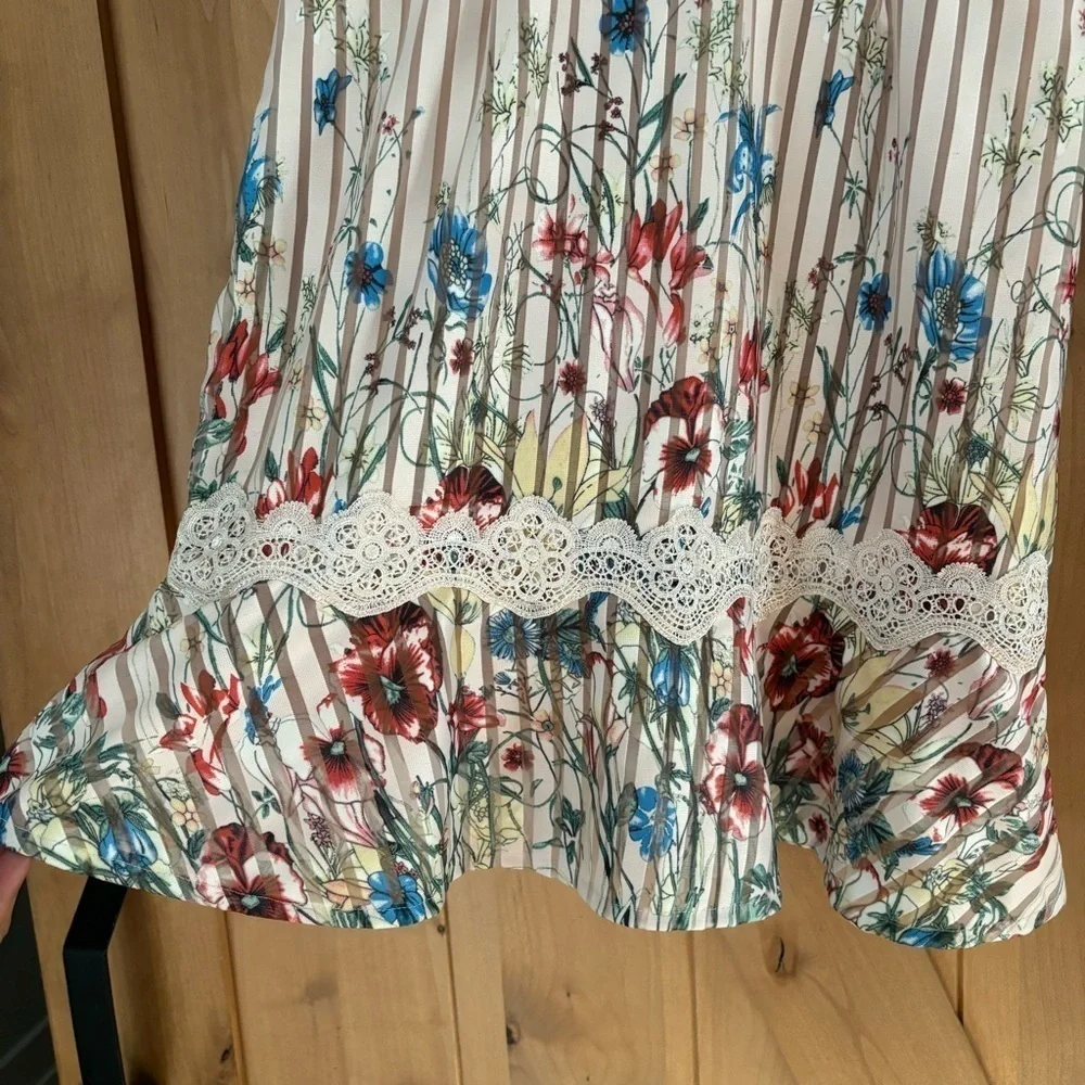 ANTHROPOLOGIE FOXIEDOX Floral Sleeveless Mini Dress Size Medium Cottagecore